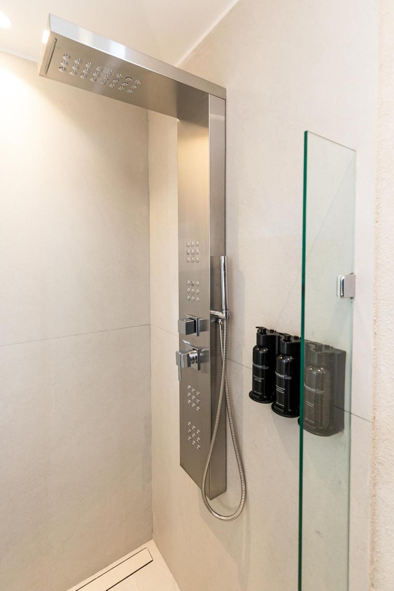Ocean Palace All Inclusive Premium 纳塔耳 外观 照片 A shower panel
